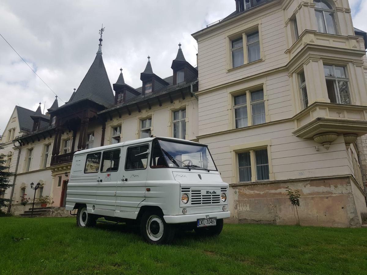 Palac Lawica- Splywy Przelomem Bardzkim Kłodzko Eksteriør bilde